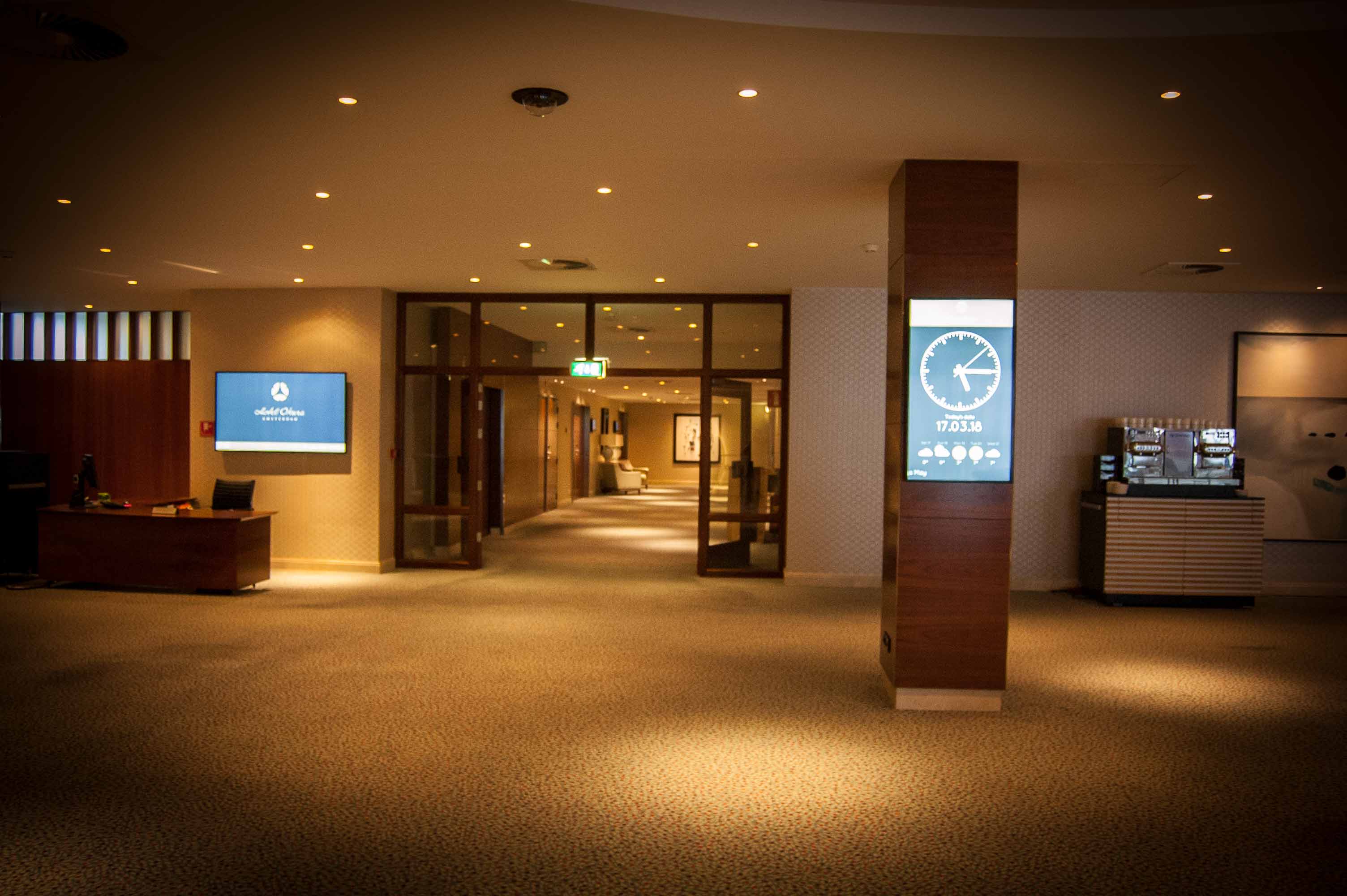 Way finding en Room Signage Hotel Okura Amsterdam