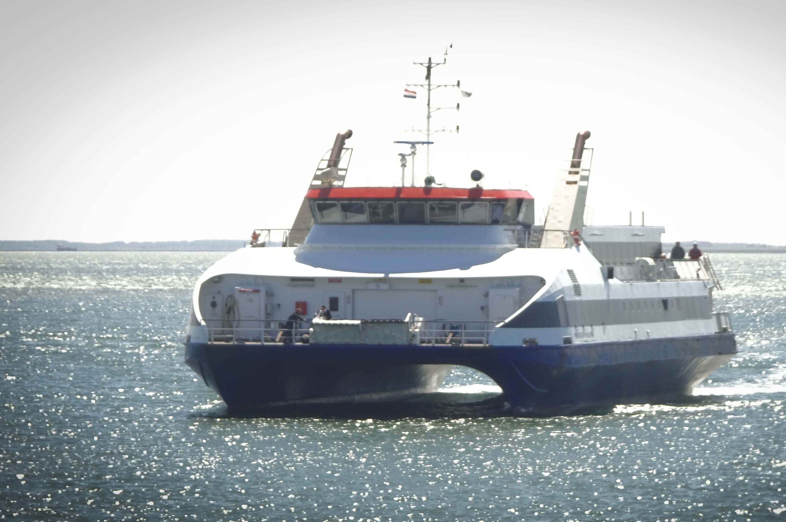 Twee nieuwe ultramoderne LG displays van ClubDisplay op de Westerschelde Ferry