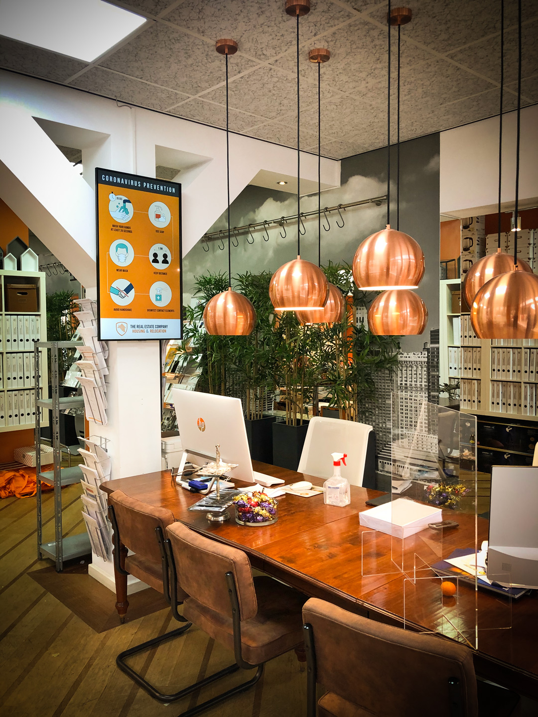 Etalagedisplays The Real Estate Company